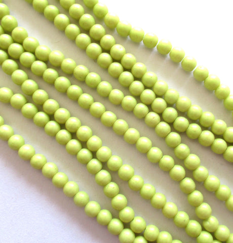 100 4mm Czech glass druk beads - Honeydew Pacifica - opaque light green smooth round druks - C0067