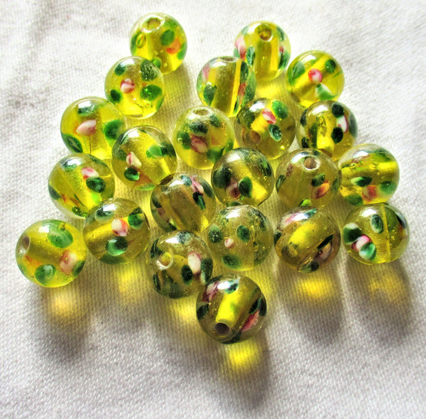 Lot of ten 10mm yellow smooth round floral druk beads - made in India glass flower druks C5801